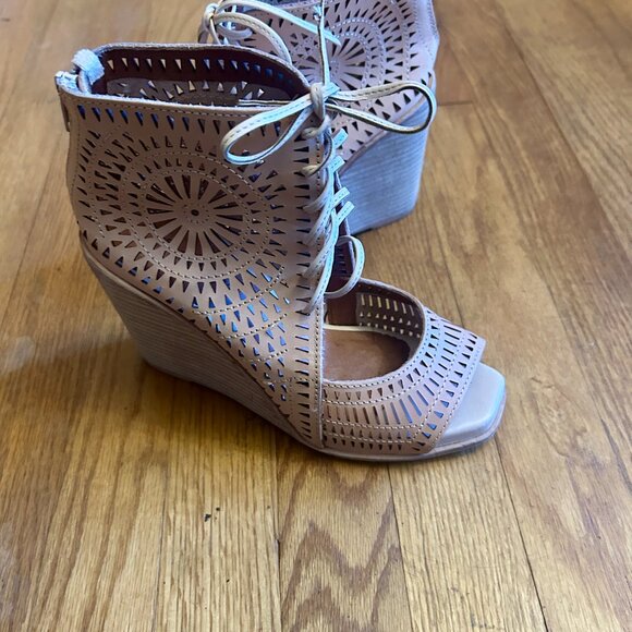 Jeffrey Campbell Rodillo Lace Up Perforated Leather Wedges Heels 7 - Picture 2 of 13
